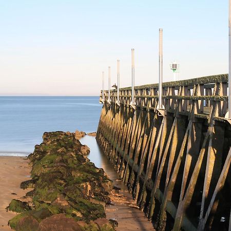 Les Bains De Mer Grandcamp-Maisy Exteriör bild